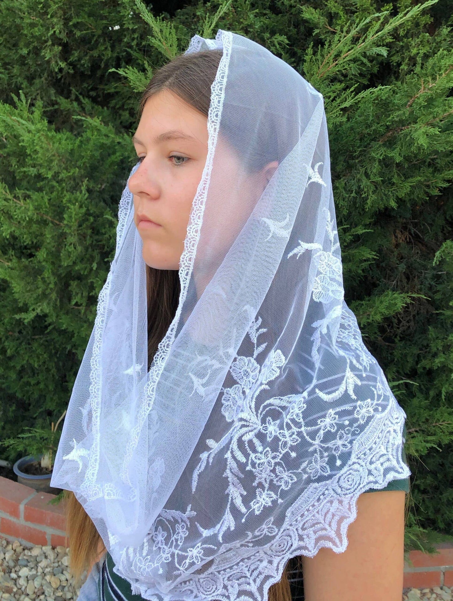 St. Veronica Infinity Church Veil WHITE  (22" x 18")