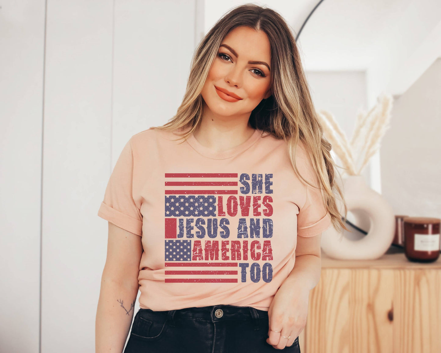 Retro She Loves Jesus Tee